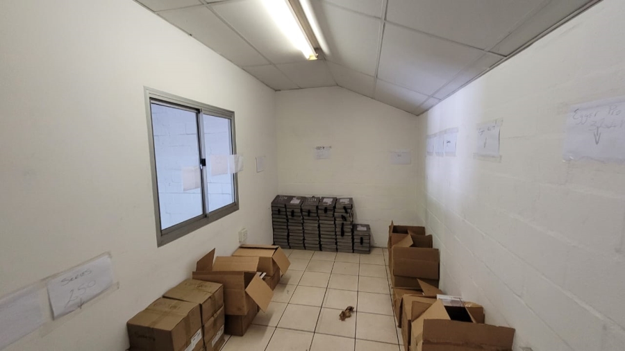 To Let commercial Property for Rent in Maitland Western Cape